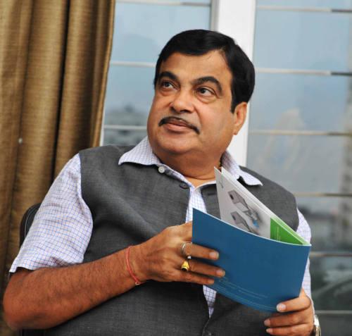 Gadkari: record number of contracts
